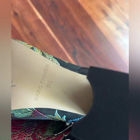 Marc Fisher Jana Women's Multi-Color Floral Embroidered Bootie Ankle Boots - Picture 12 of 13